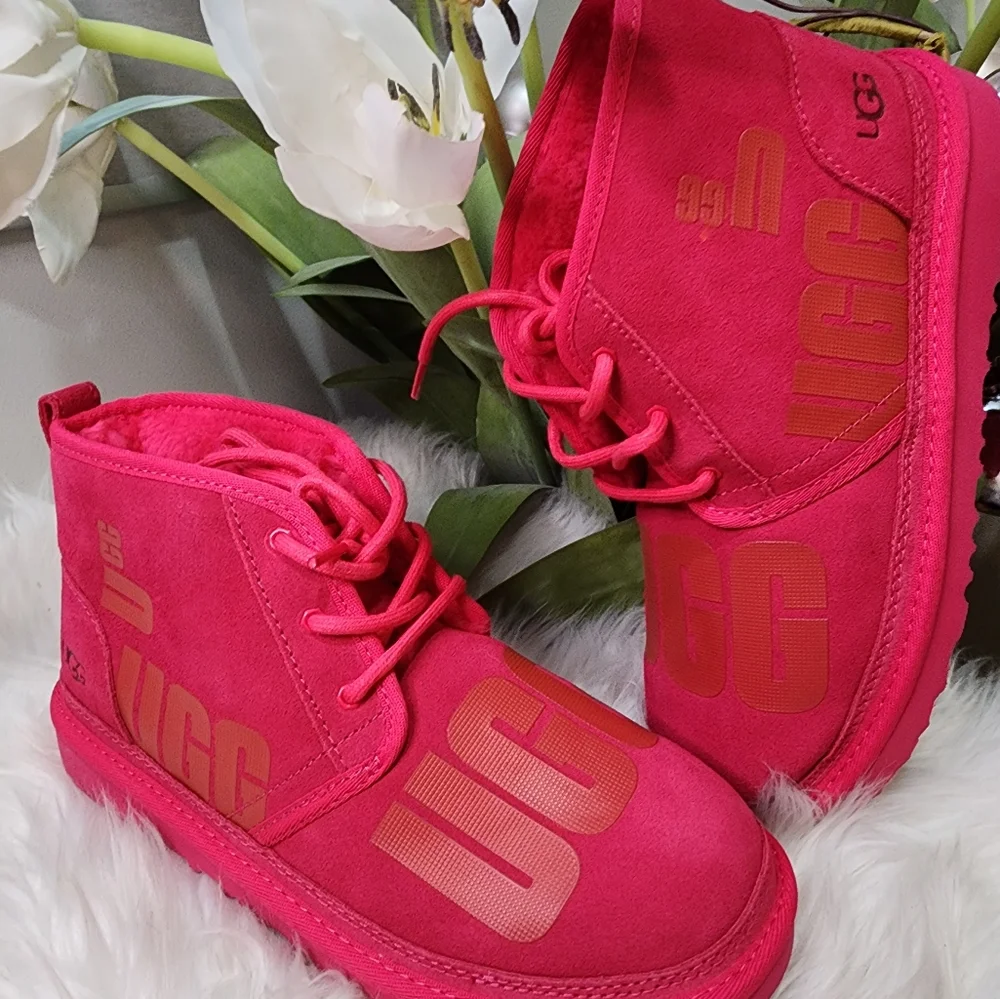Ugg Big Kid Neumel Hot Pink Chukka Boots New